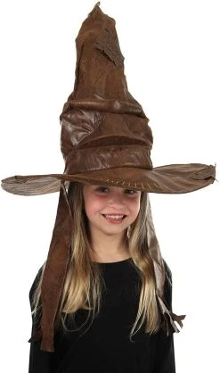 Harry Potter Sorting Hat Deluxe Plush -role play img proxy 349aa579 8d51 4a55 aeba e8954eb54e9d
