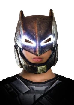 Batman V Superman: Dawn Of Justice - Batman Light-Up Armored Adult Mask